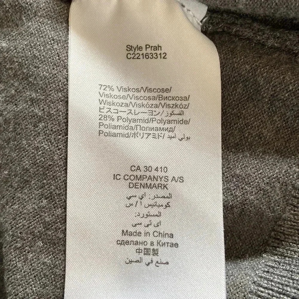 In Wear |  Long Cardigan - Picture 5 of 6